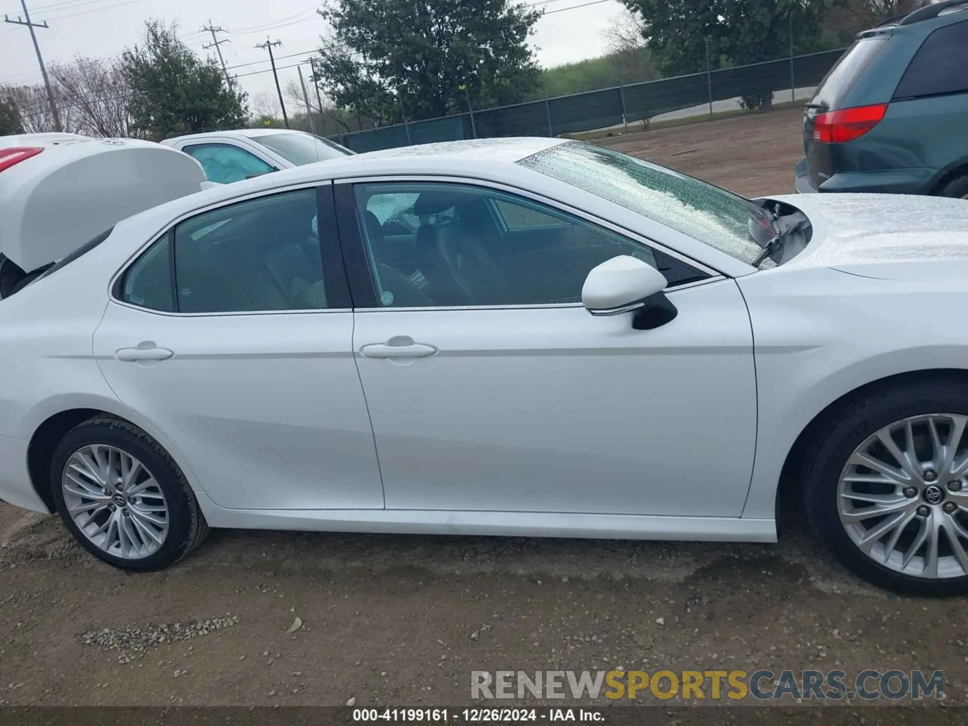 13 fotografías del automóvil dañado 4T1B11HK2KU802090 TOYOTA CAMRY 2019