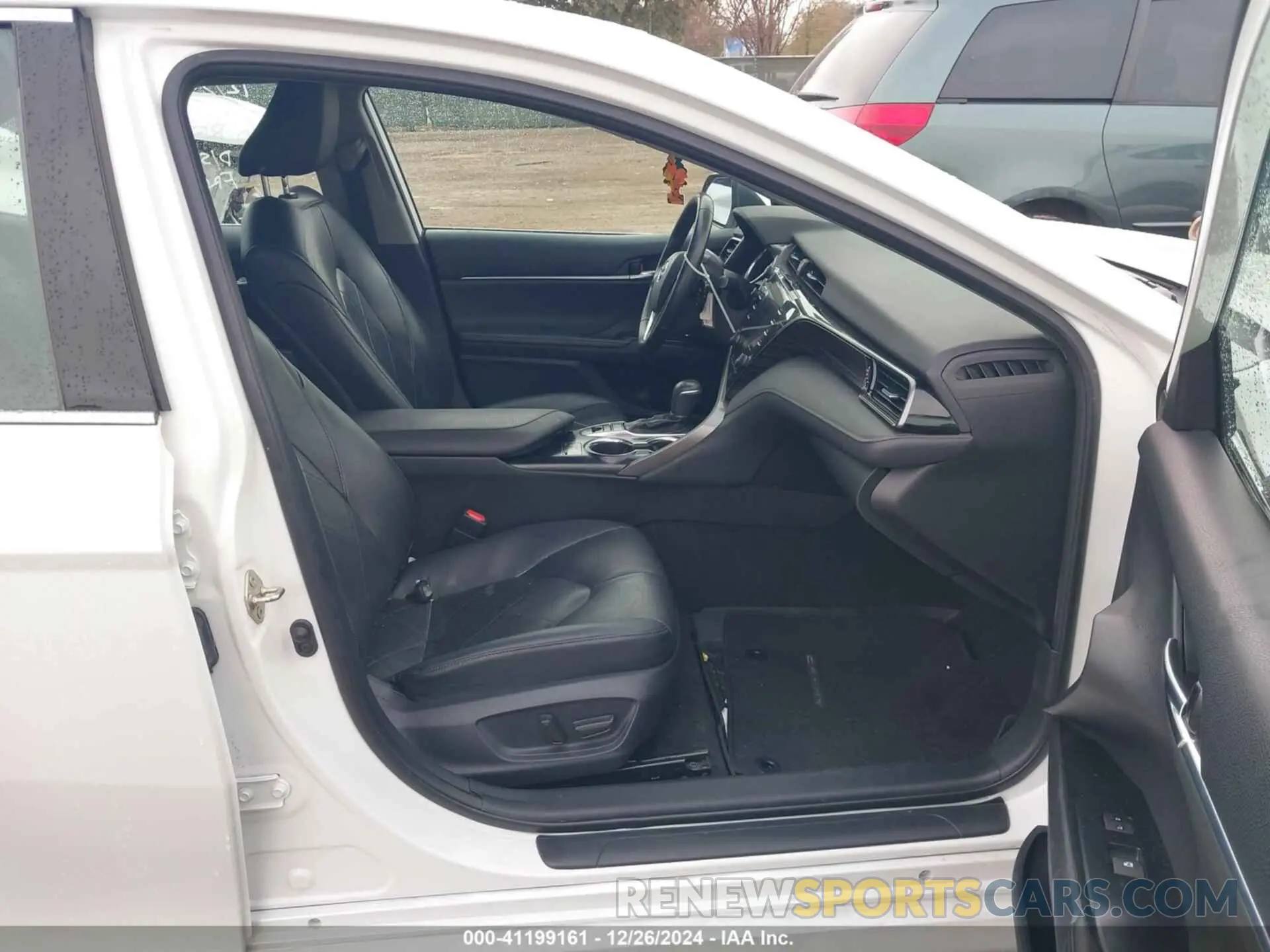 5 fotografías del automóvil dañado 4T1B11HK2KU802090 TOYOTA CAMRY 2019