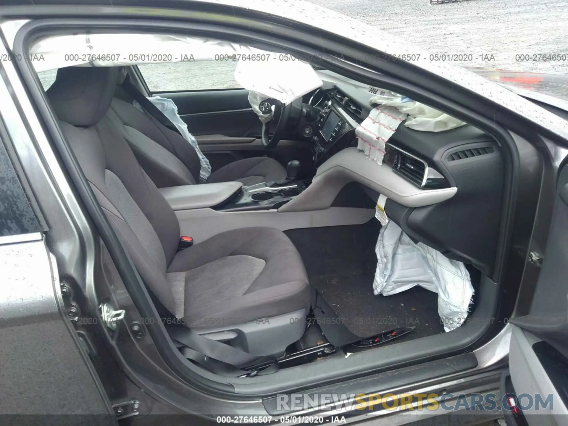 5 fotografías del automóvil dañado 4T1B11HK2KU803014 TOYOTA CAMRY 2019