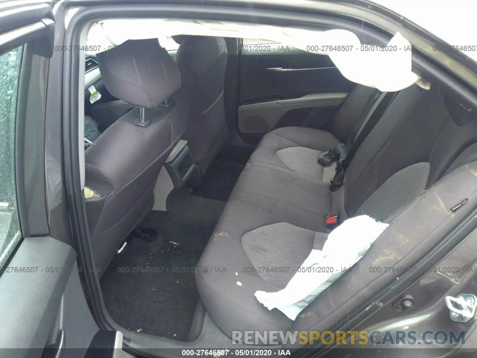 8 fotografías del automóvil dañado 4T1B11HK2KU803014 TOYOTA CAMRY 2019