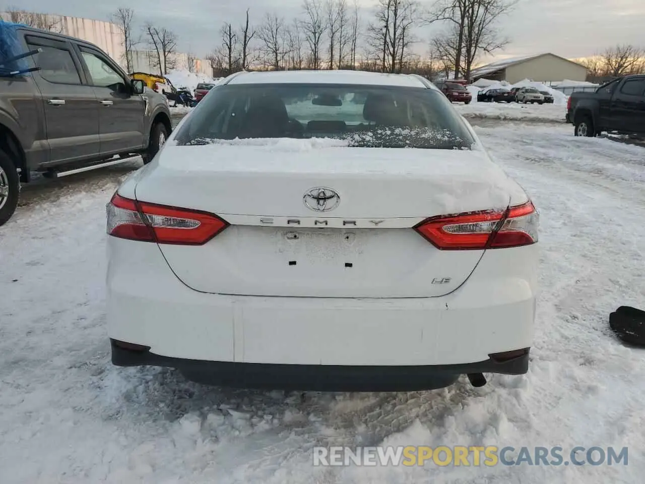 6 fotografías del automóvil dañado 4T1B11HK2KU818757 TOYOTA CAMRY 2019