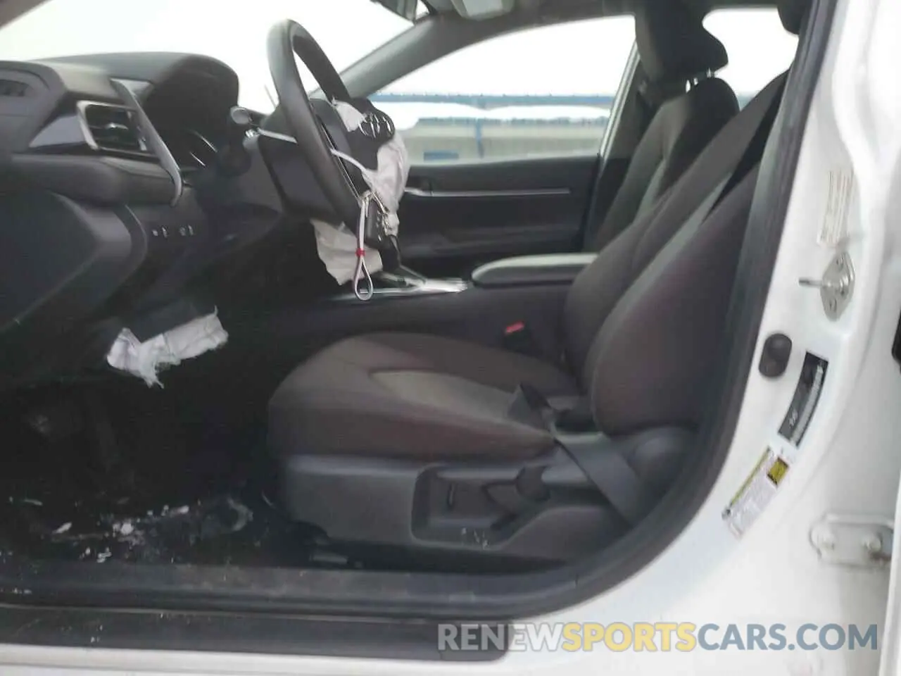 7 fotografías del automóvil dañado 4T1B11HK2KU818757 TOYOTA CAMRY 2019