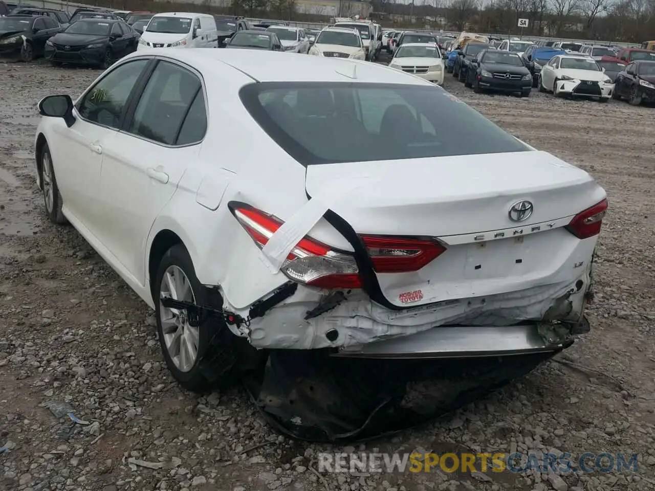 3 fotografías del automóvil dañado 4T1B11HK2KU822288 TOYOTA CAMRY 2019