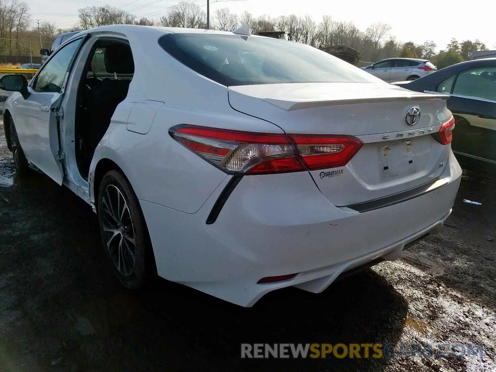 3 fotografías del automóvil dañado 4T1B11HK2KU838040 TOYOTA CAMRY 2019
