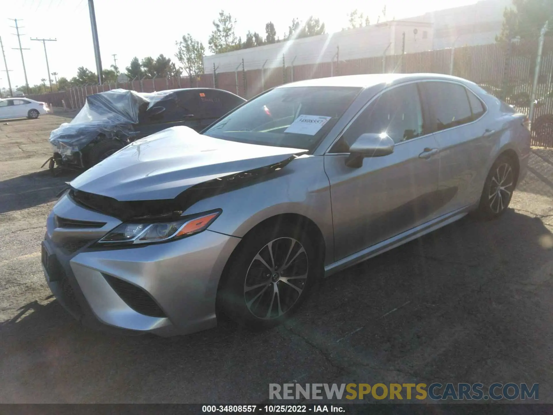 2 fotografías del automóvil dañado 4T1B11HK2KU844663 TOYOTA CAMRY 2019