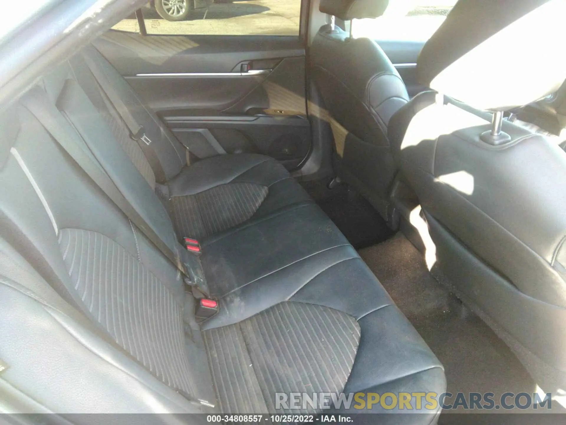 8 fotografías del automóvil dañado 4T1B11HK2KU844663 TOYOTA CAMRY 2019