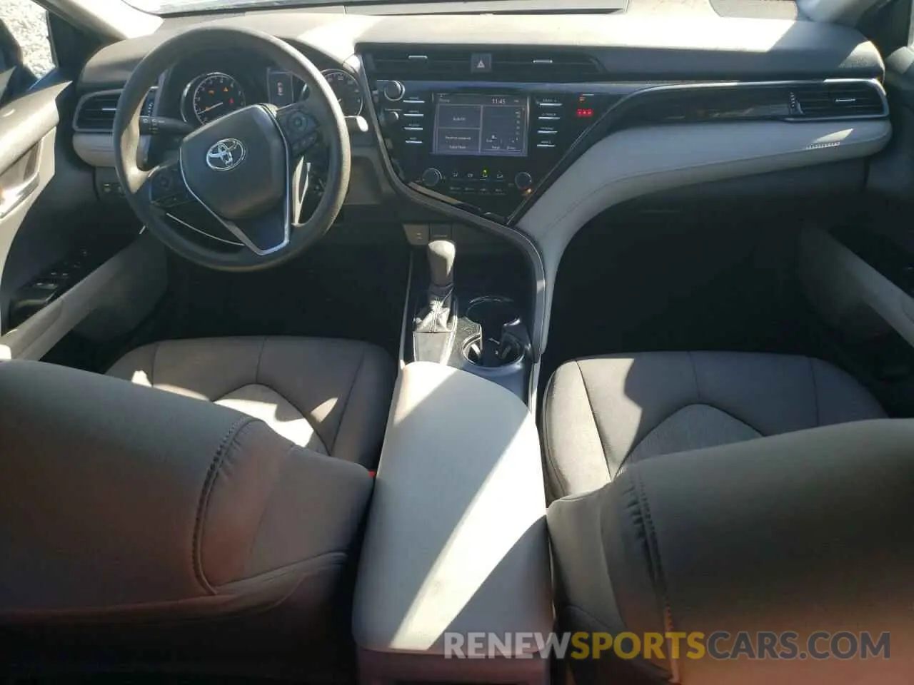 8 fotografías del automóvil dañado 4T1B11HK2KU846364 TOYOTA CAMRY 2019