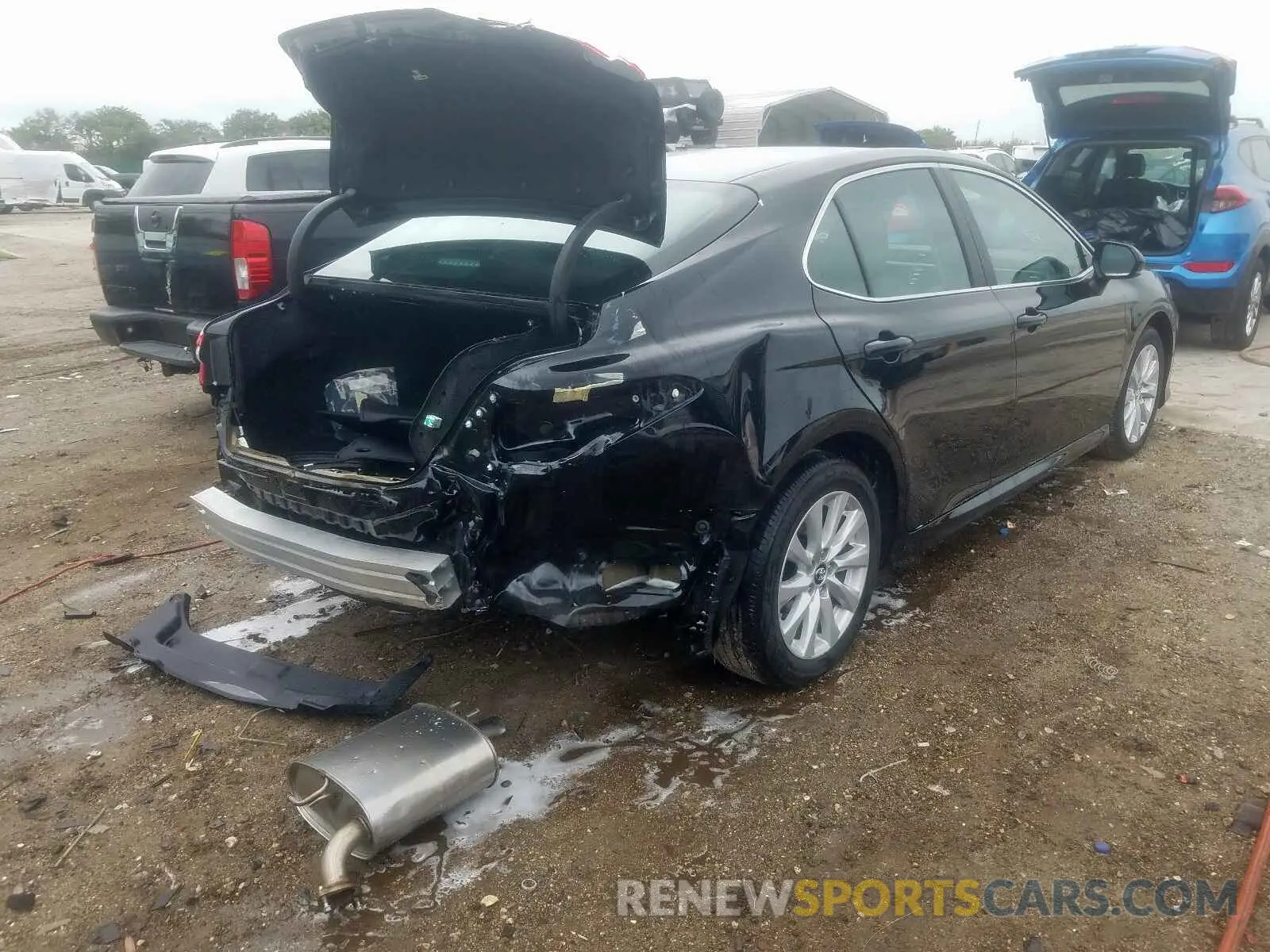 4 fotografías del automóvil dañado 4T1B11HK2KU847790 TOYOTA CAMRY 2019