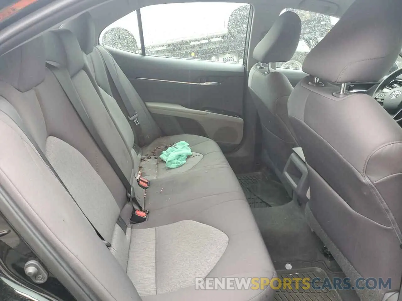 11 fotografías del automóvil dañado 4T1B11HK2KU852827 TOYOTA CAMRY 2019