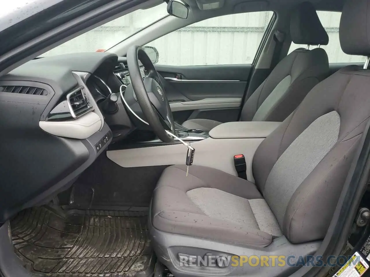 7 fotografías del automóvil dañado 4T1B11HK2KU852827 TOYOTA CAMRY 2019