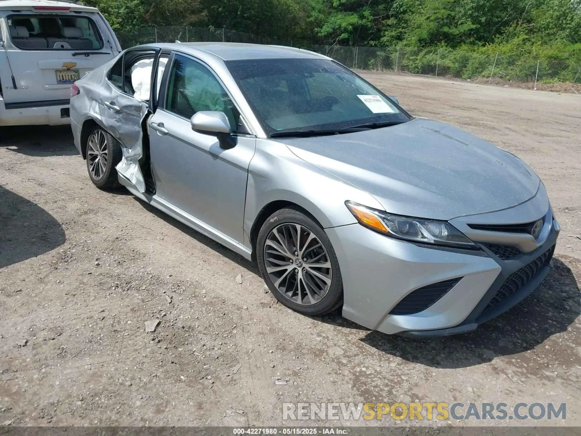 1 fotografías del automóvil dañado 4T1B11HK2KU853217 TOYOTA CAMRY 2019