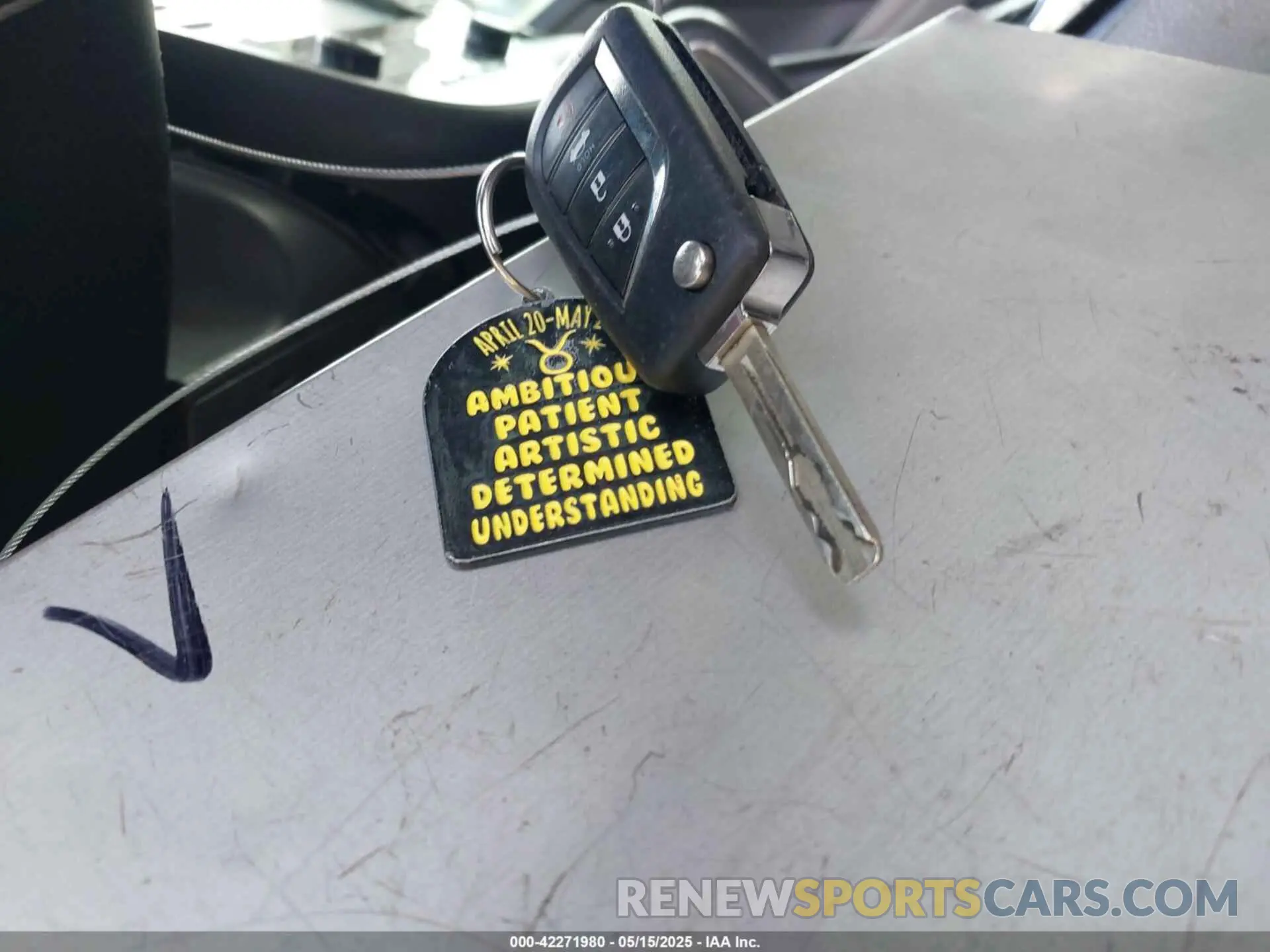 11 fotografías del automóvil dañado 4T1B11HK2KU853217 TOYOTA CAMRY 2019