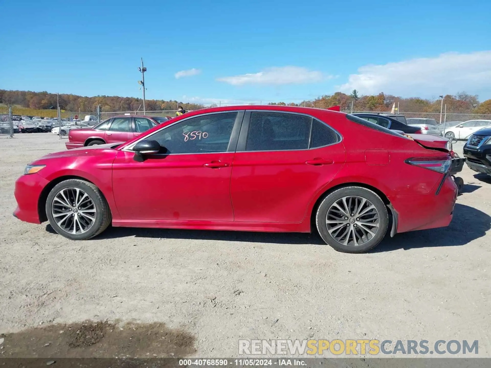 14 fotografías del automóvil dañado 4T1B11HK3KU166621 TOYOTA CAMRY 2019