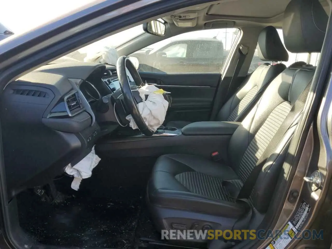 7 fotografías del automóvil dañado 4T1B11HK3KU168711 TOYOTA CAMRY 2019