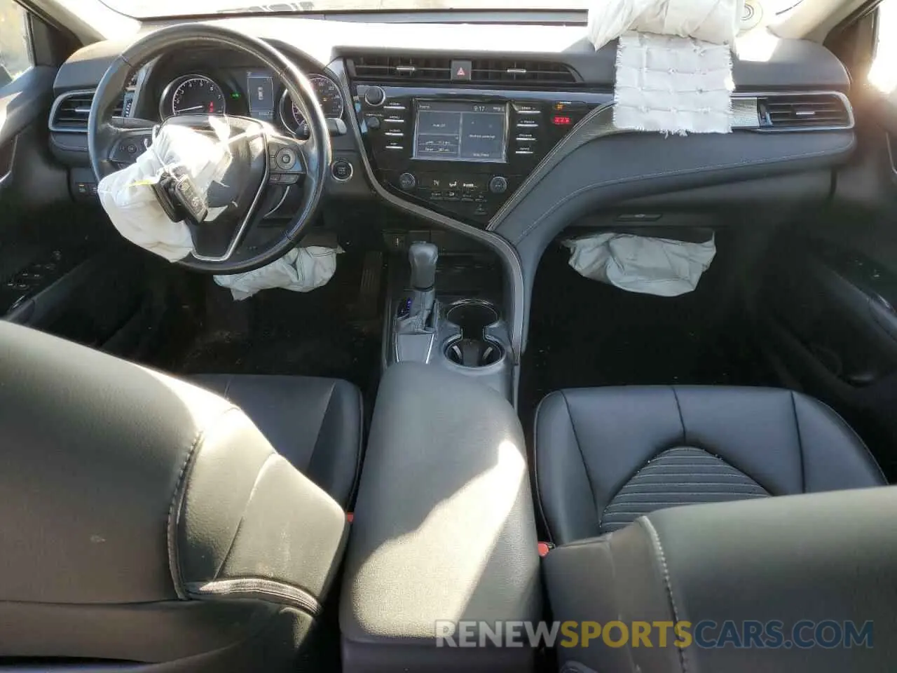 8 fotografías del automóvil dañado 4T1B11HK3KU168711 TOYOTA CAMRY 2019