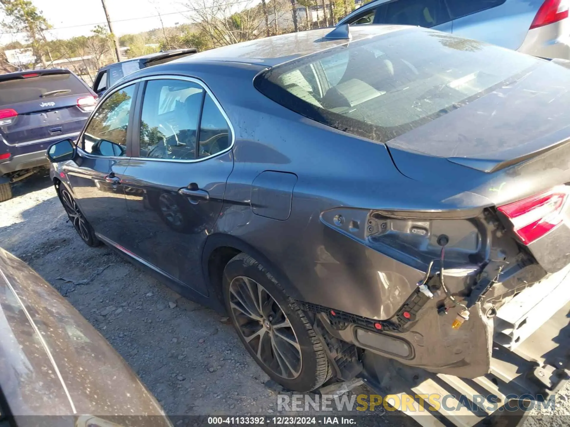 14 fotografías del automóvil dañado 4T1B11HK3KU180566 TOYOTA CAMRY 2019
