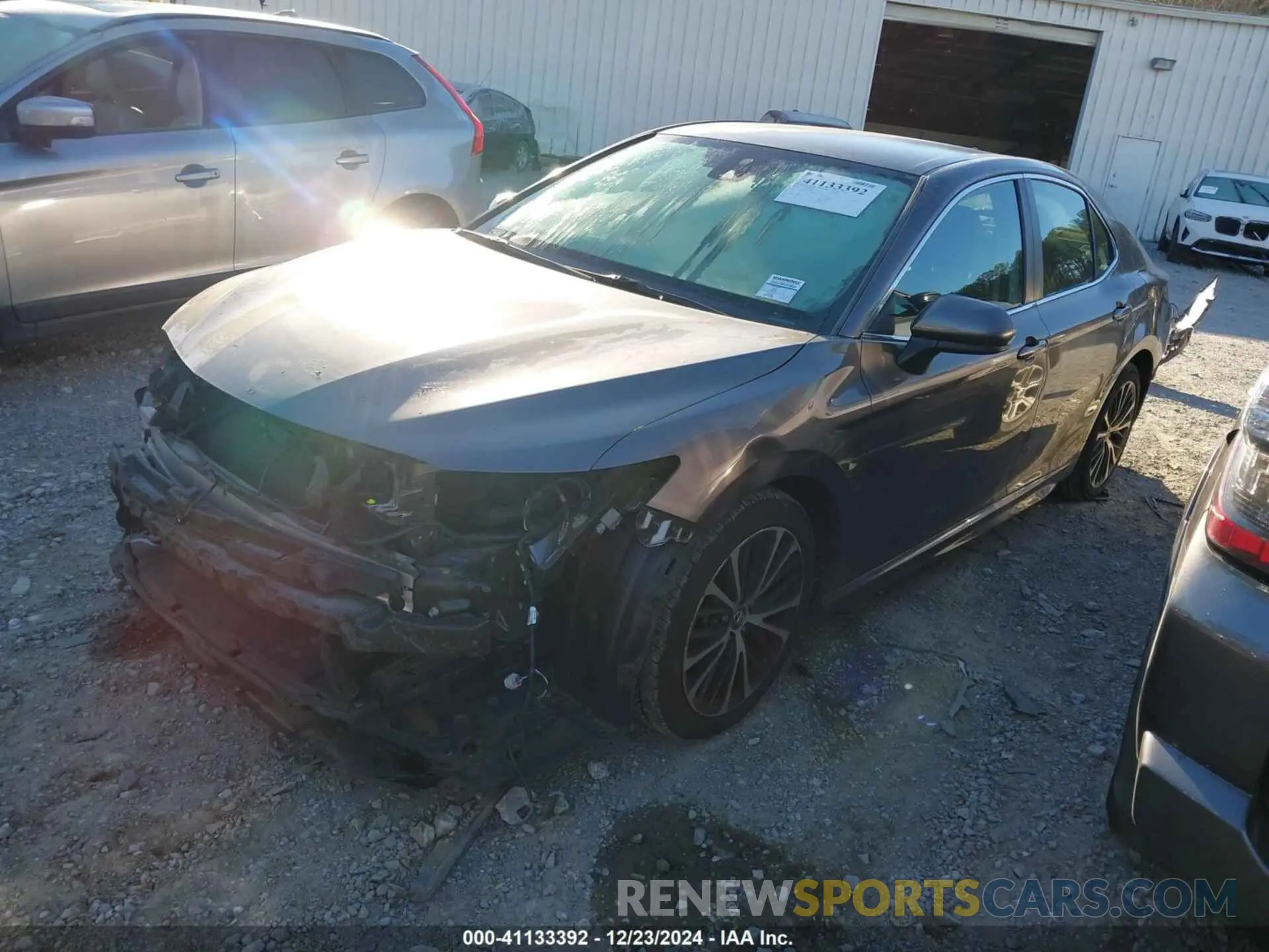2 fotografías del automóvil dañado 4T1B11HK3KU180566 TOYOTA CAMRY 2019