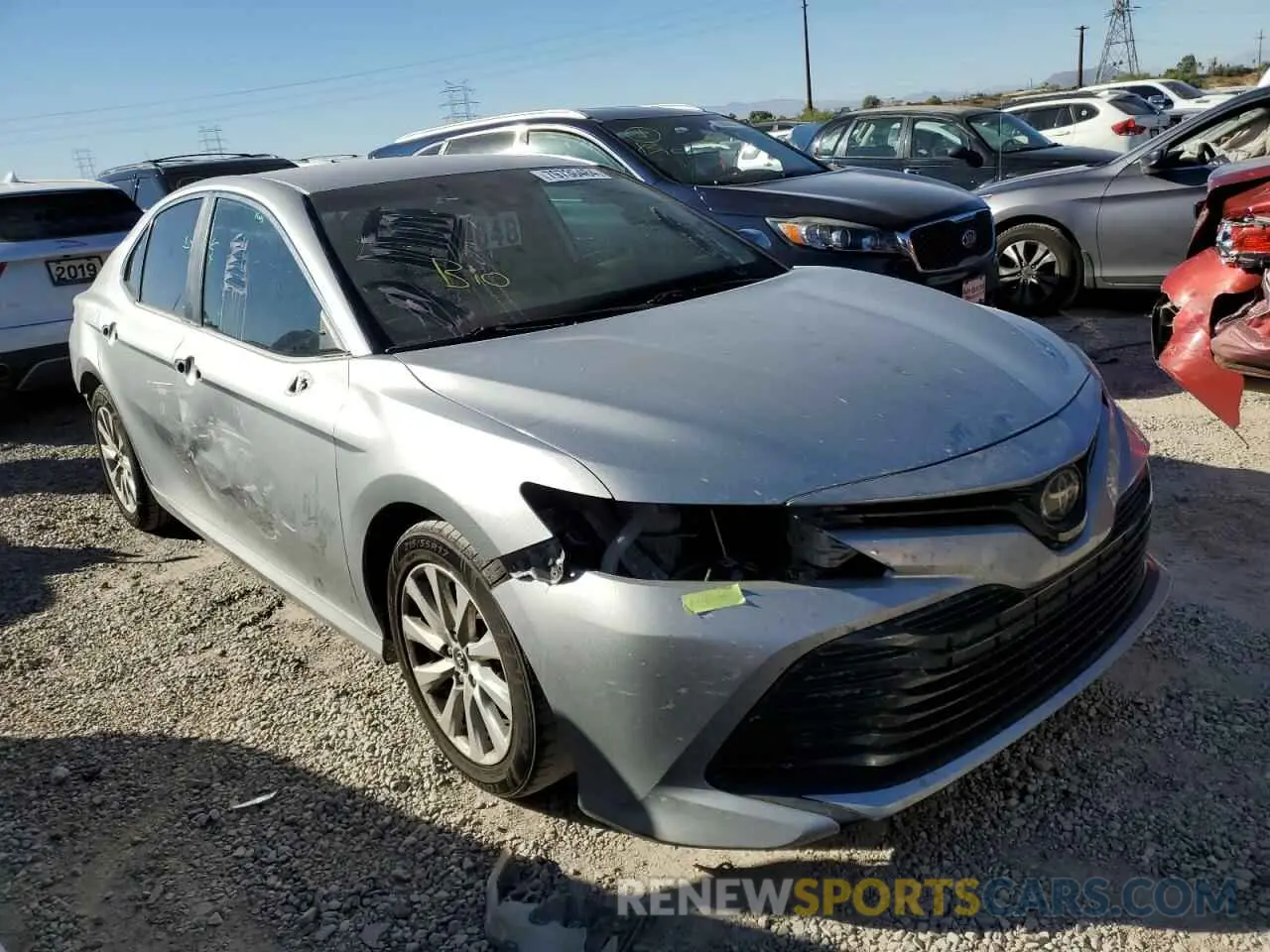 4 fotografías del automóvil dañado 4T1B11HK3KU185055 TOYOTA CAMRY 2019