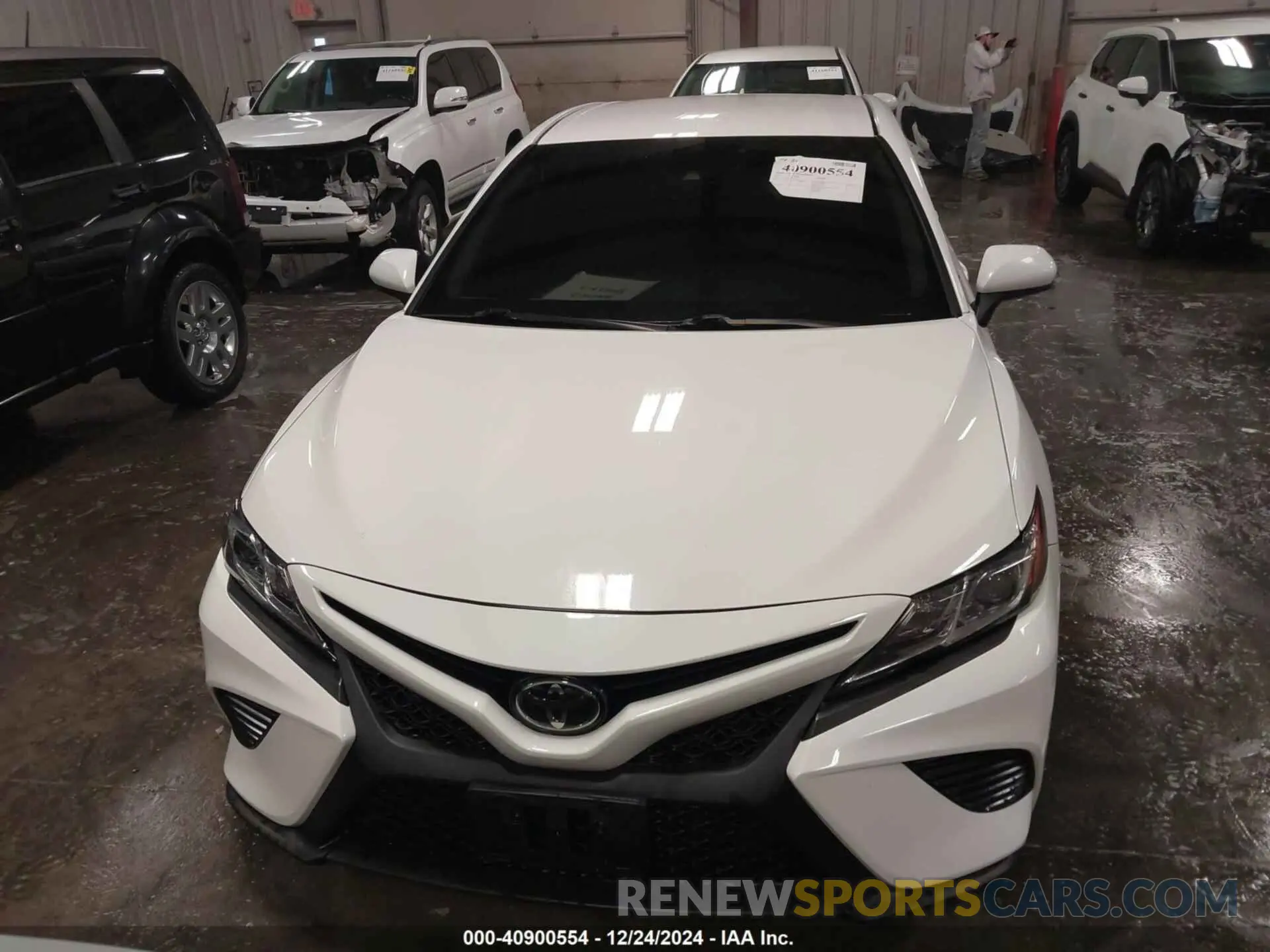 13 fotografías del automóvil dañado 4T1B11HK3KU191177 TOYOTA CAMRY 2019