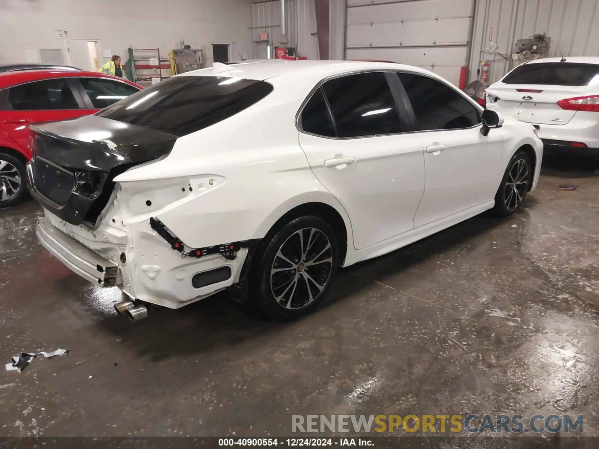 4 fotografías del automóvil dañado 4T1B11HK3KU191177 TOYOTA CAMRY 2019