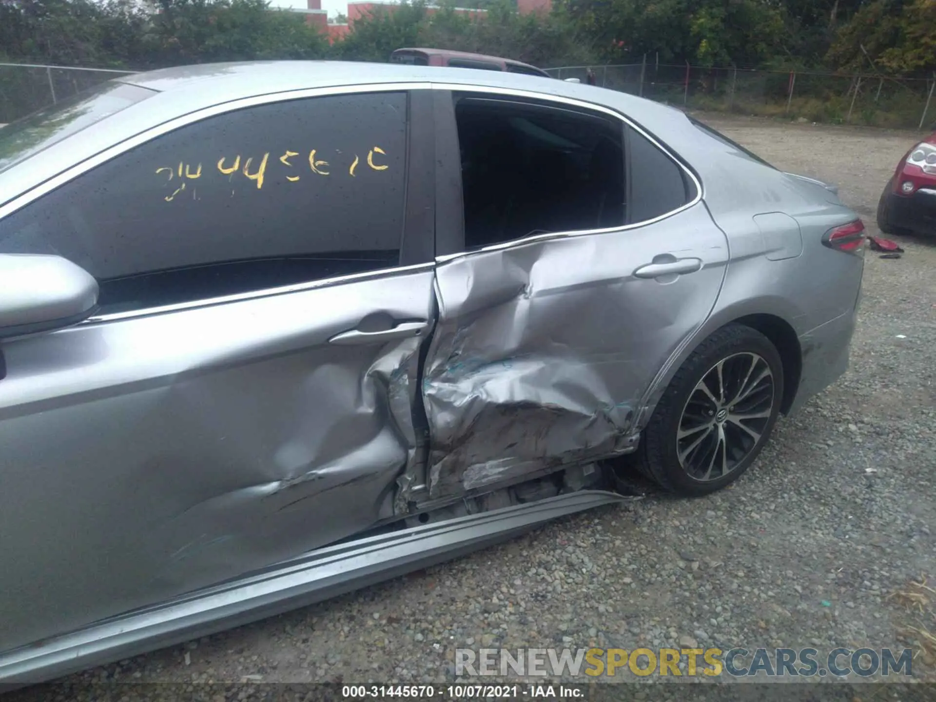 6 fotografías del automóvil dañado 4T1B11HK3KU204834 TOYOTA CAMRY 2019