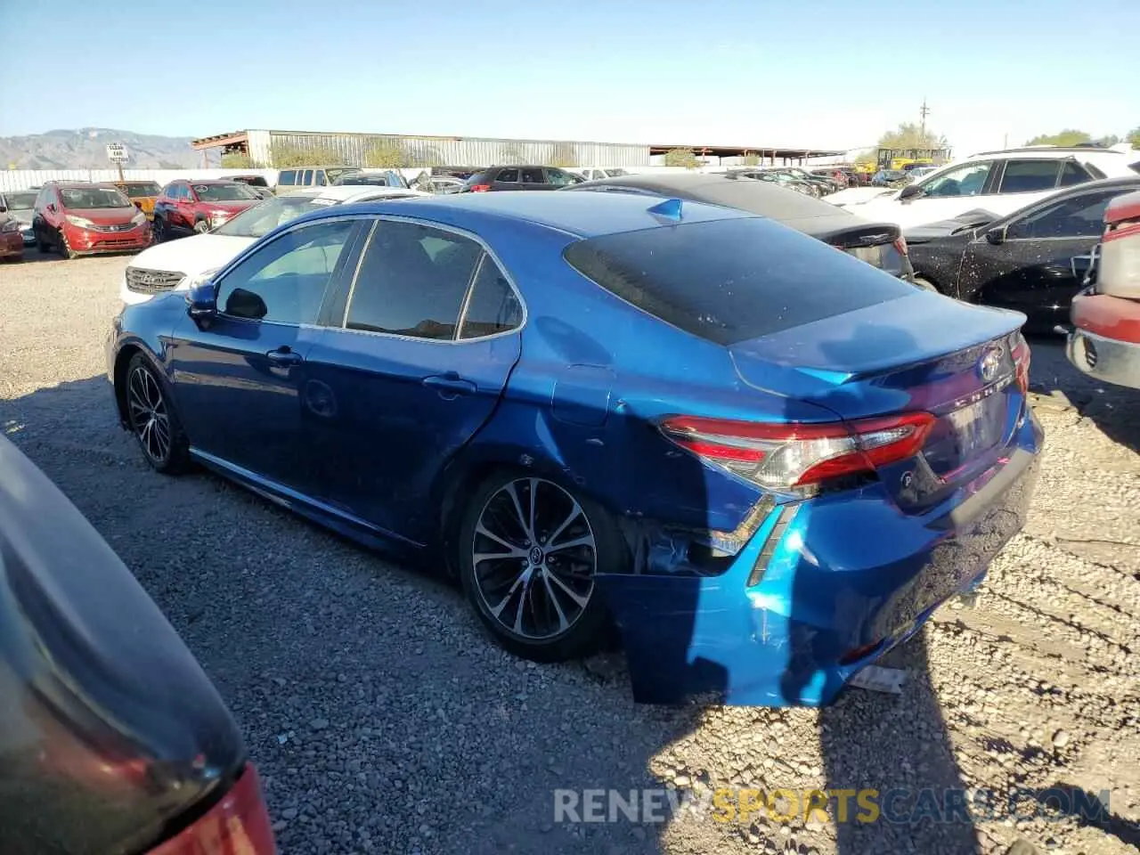 2 fotografías del automóvil dañado 4T1B11HK3KU207314 TOYOTA CAMRY 2019