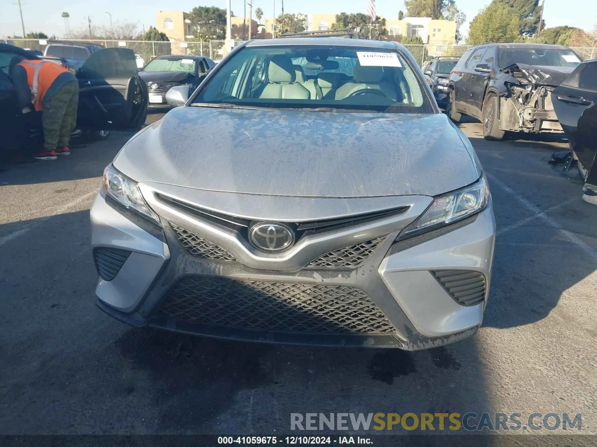 12 fotografías del automóvil dañado 4T1B11HK3KU212156 TOYOTA CAMRY 2019