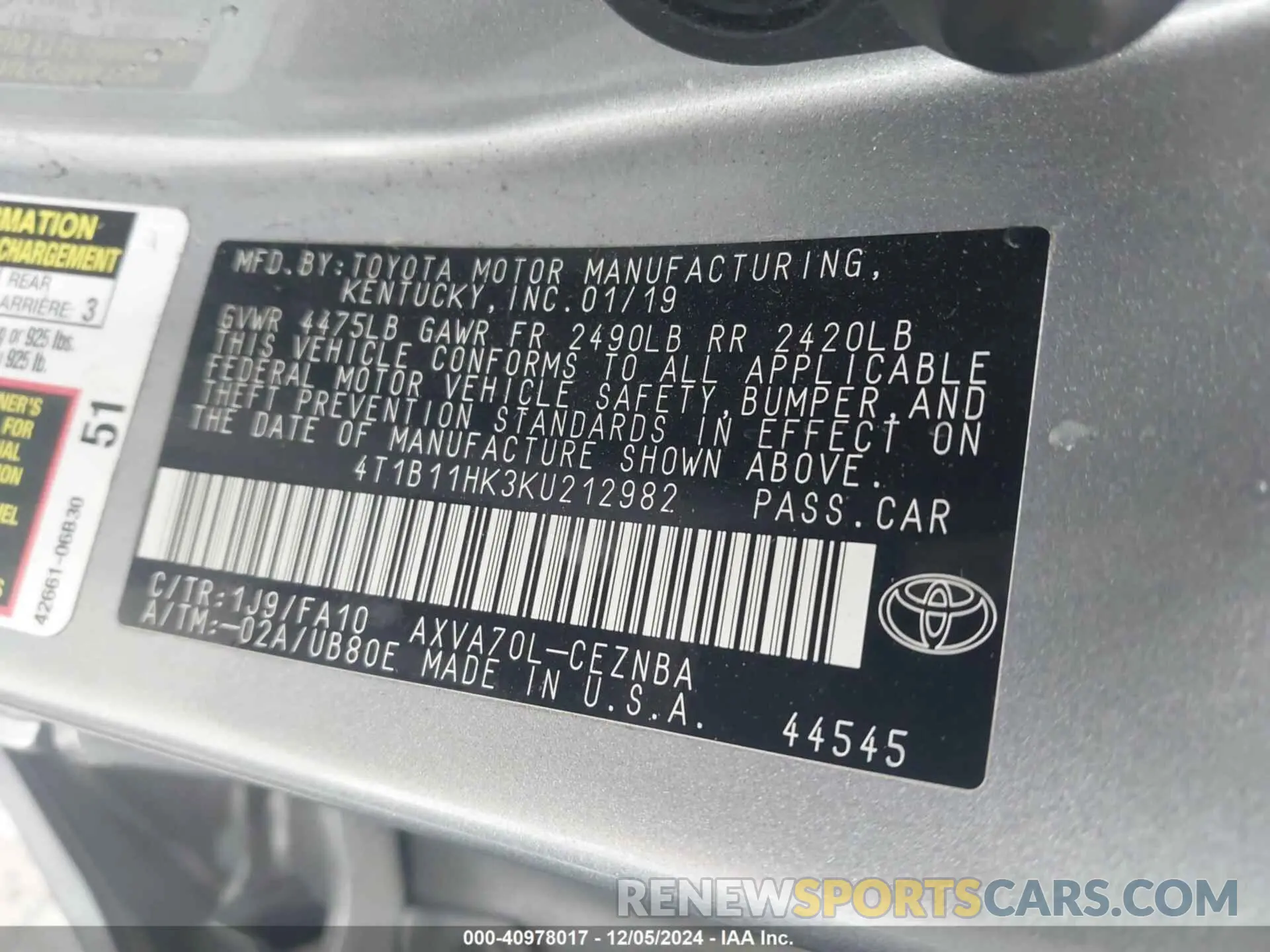 9 fotografías del automóvil dañado 4T1B11HK3KU212982 TOYOTA CAMRY 2019