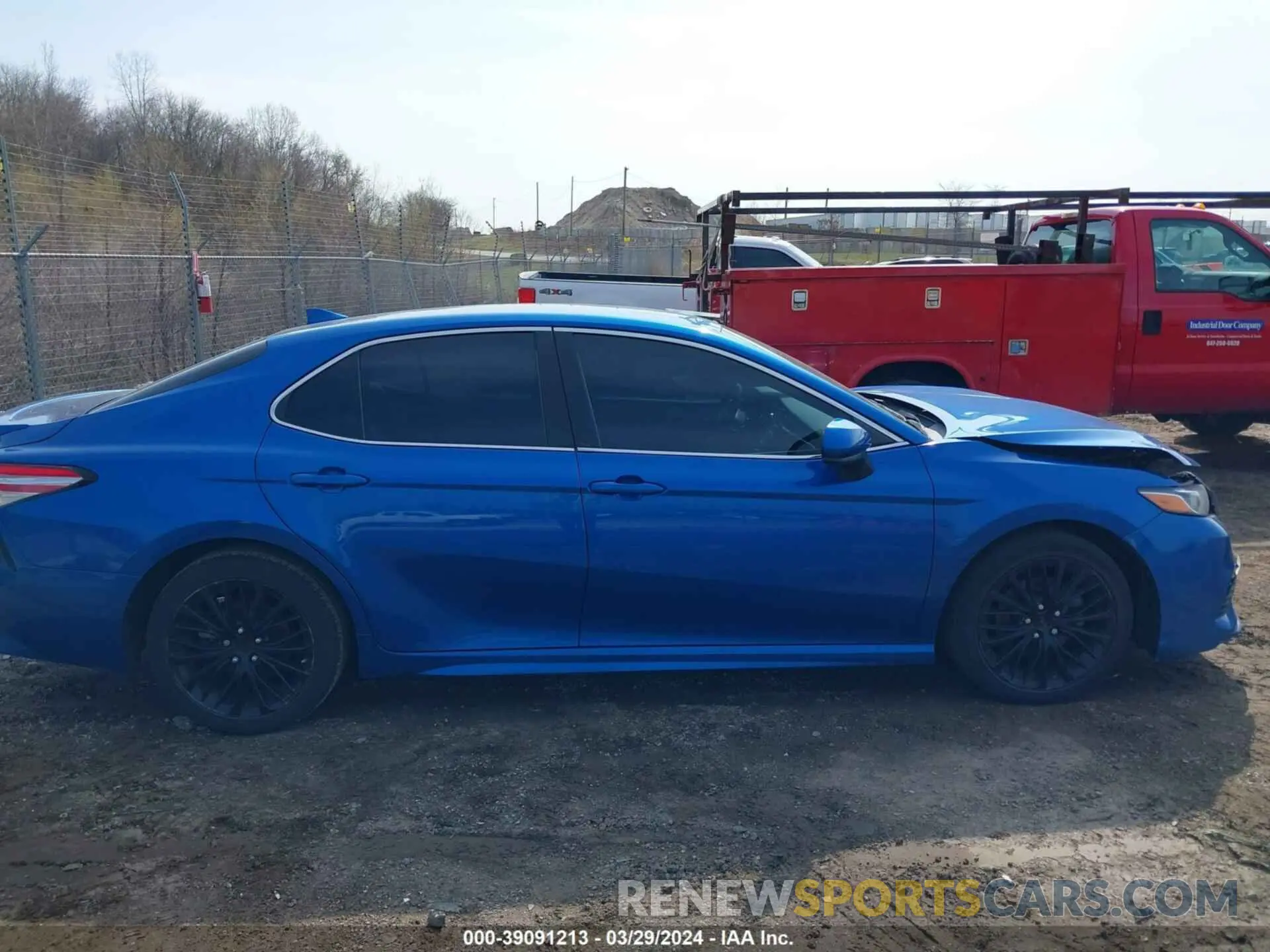 13 fotografías del automóvil dañado 4T1B11HK3KU222721 TOYOTA CAMRY 2019