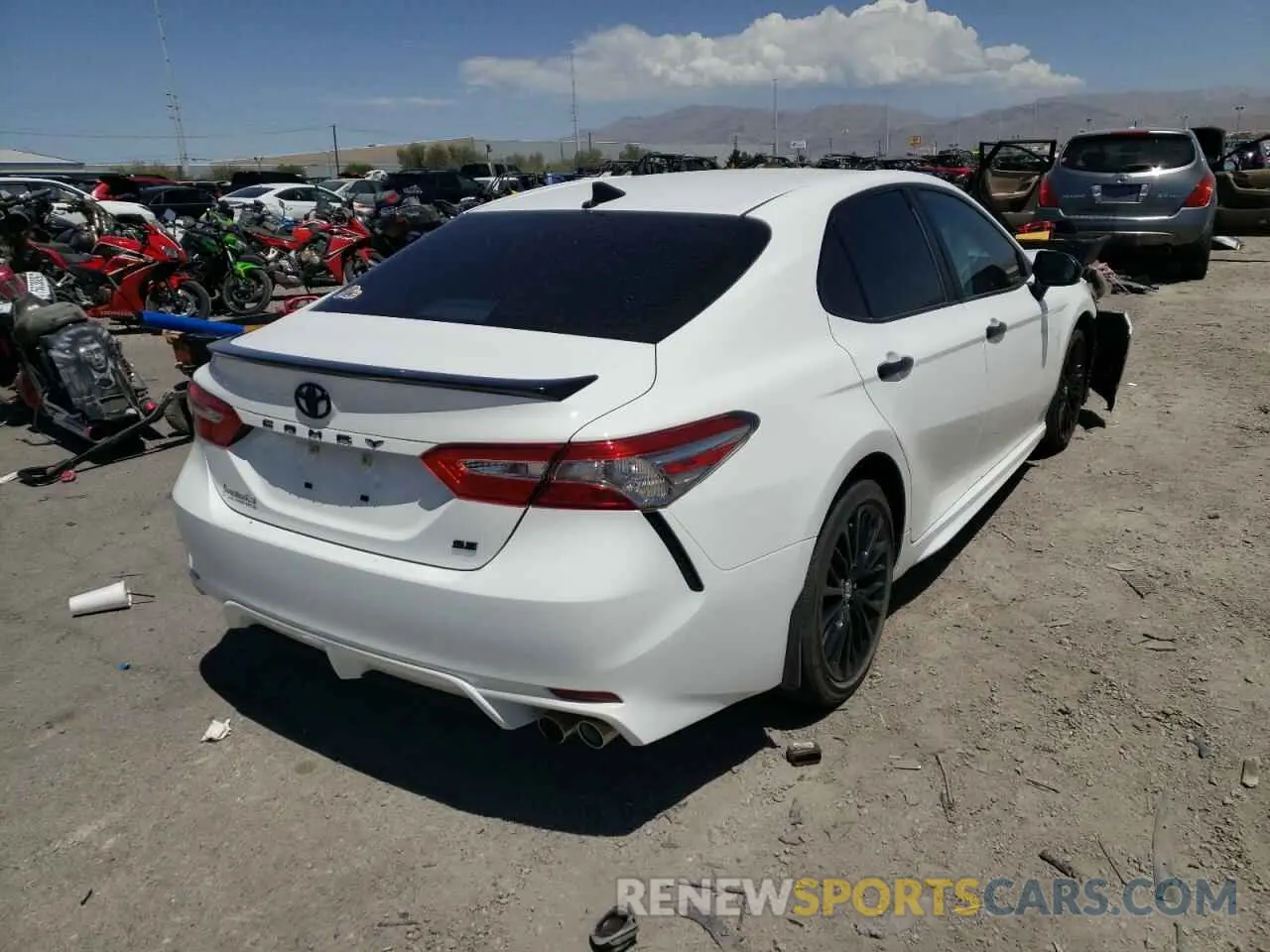 4 fotografías del automóvil dañado 4T1B11HK3KU248963 TOYOTA CAMRY 2019