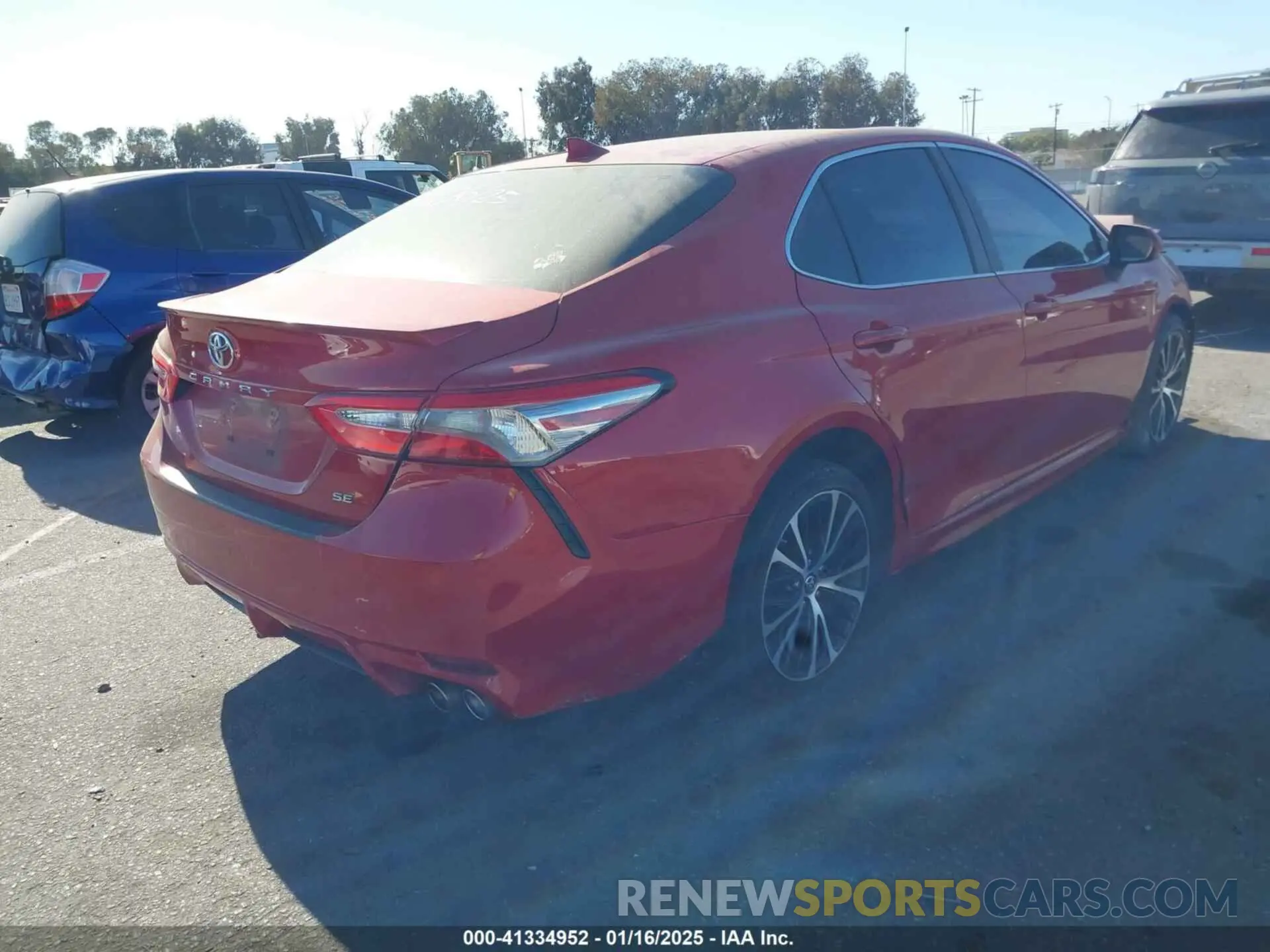 4 fotografías del automóvil dañado 4T1B11HK3KU250180 TOYOTA CAMRY 2019