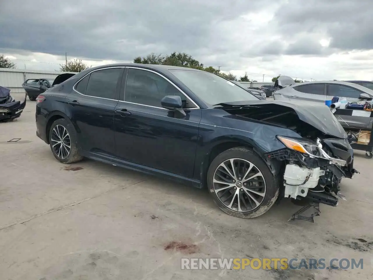 4 fotografías del automóvil dañado 4T1B11HK3KU257128 TOYOTA CAMRY 2019