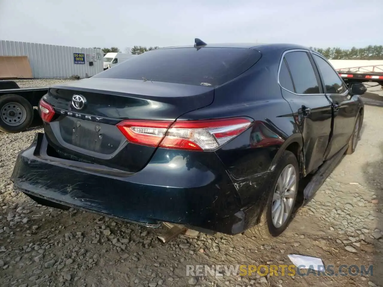4 fotografías del automóvil dañado 4T1B11HK3KU258716 TOYOTA CAMRY 2019