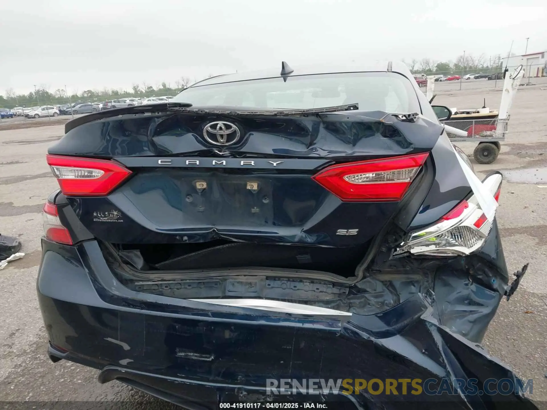 16 fotografías del automóvil dañado 4T1B11HK3KU259431 TOYOTA CAMRY 2019