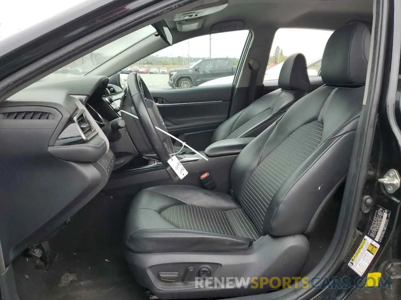 7 fotografías del automóvil dañado 4T1B11HK3KU264046 TOYOTA CAMRY 2019