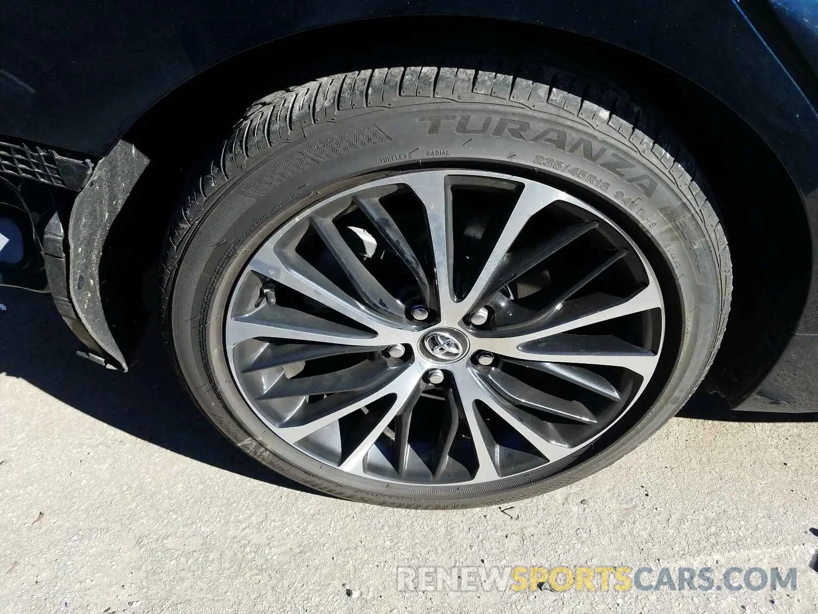 9 fotografías del automóvil dañado 4T1B11HK3KU286354 TOYOTA CAMRY 2019