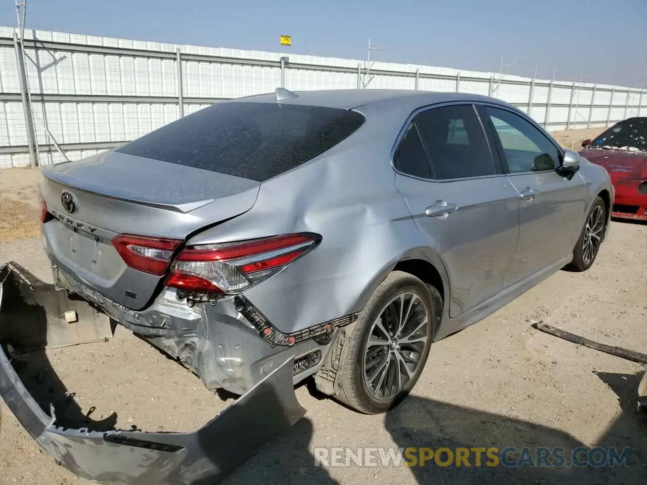 4 fotografías del automóvil dañado 4T1B11HK3KU293191 TOYOTA CAMRY 2019