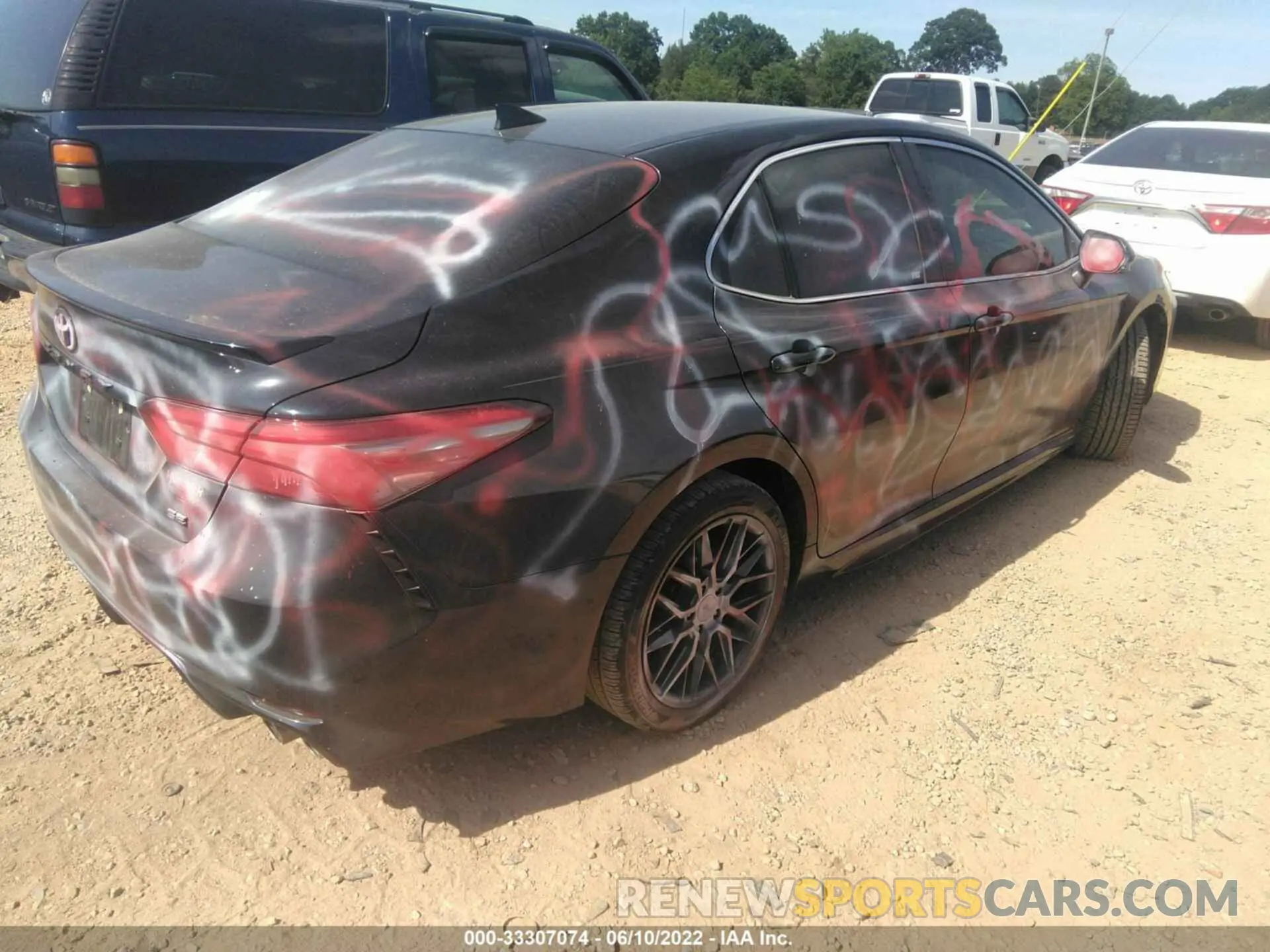 4 fotografías del automóvil dañado 4T1B11HK3KU682008 TOYOTA CAMRY 2019