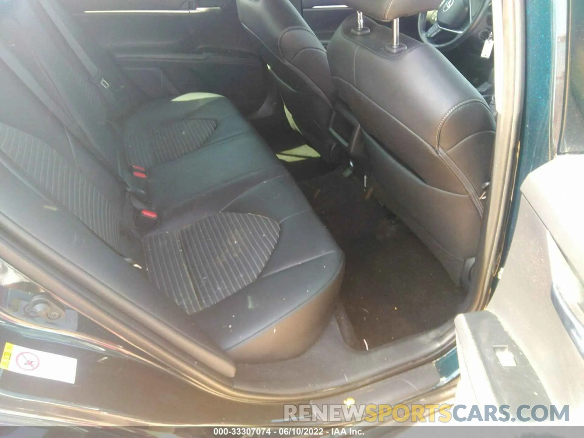 8 fotografías del automóvil dañado 4T1B11HK3KU682008 TOYOTA CAMRY 2019