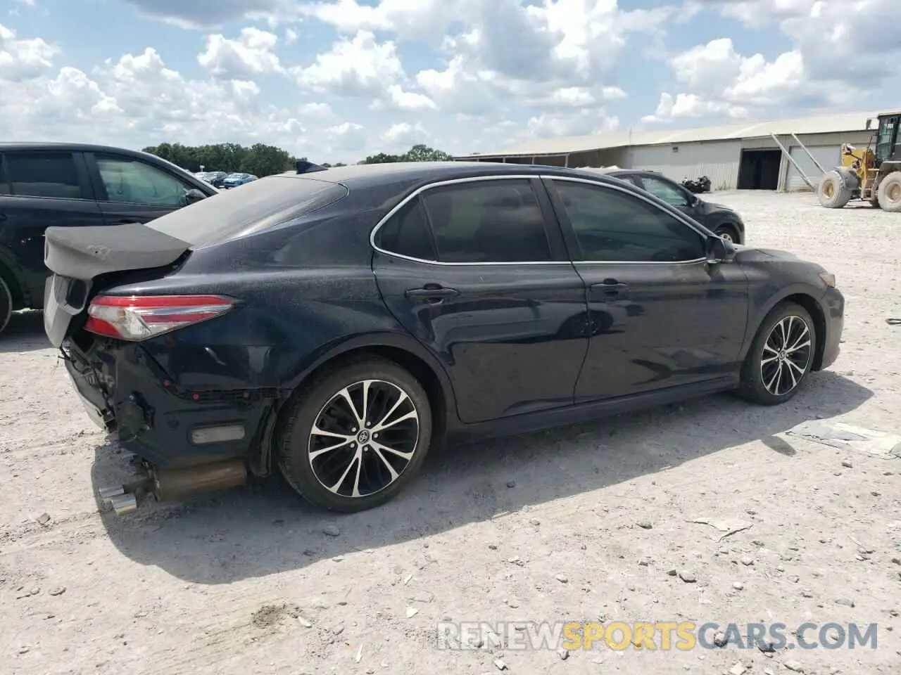 3 fotografías del automóvil dañado 4T1B11HK3KU682087 TOYOTA CAMRY 2019