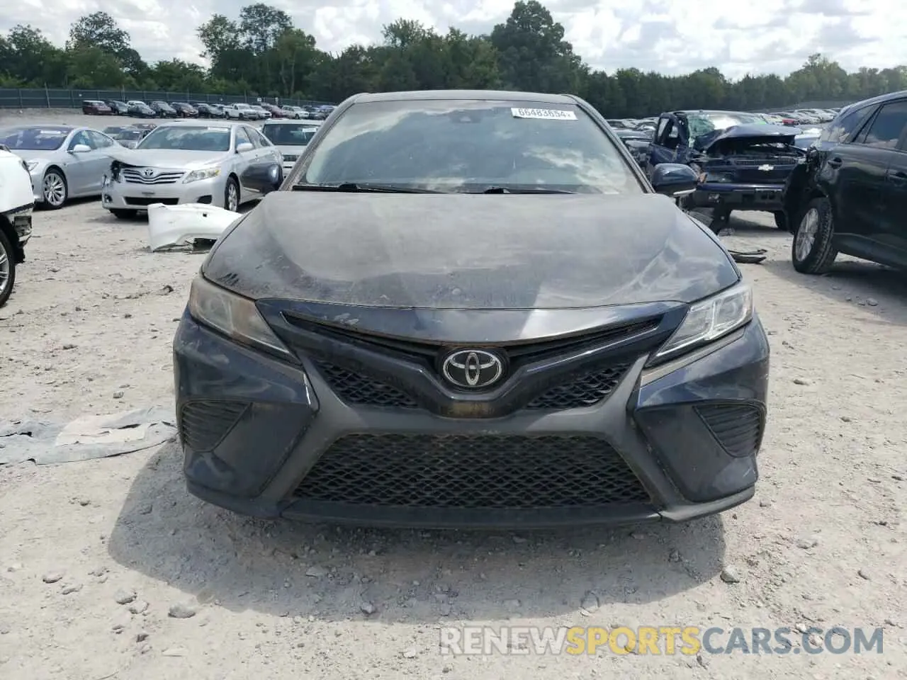5 fotografías del automóvil dañado 4T1B11HK3KU682087 TOYOTA CAMRY 2019