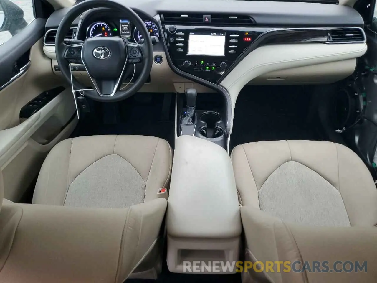 8 fotografías del automóvil dañado 4T1B11HK3KU682736 TOYOTA CAMRY 2019