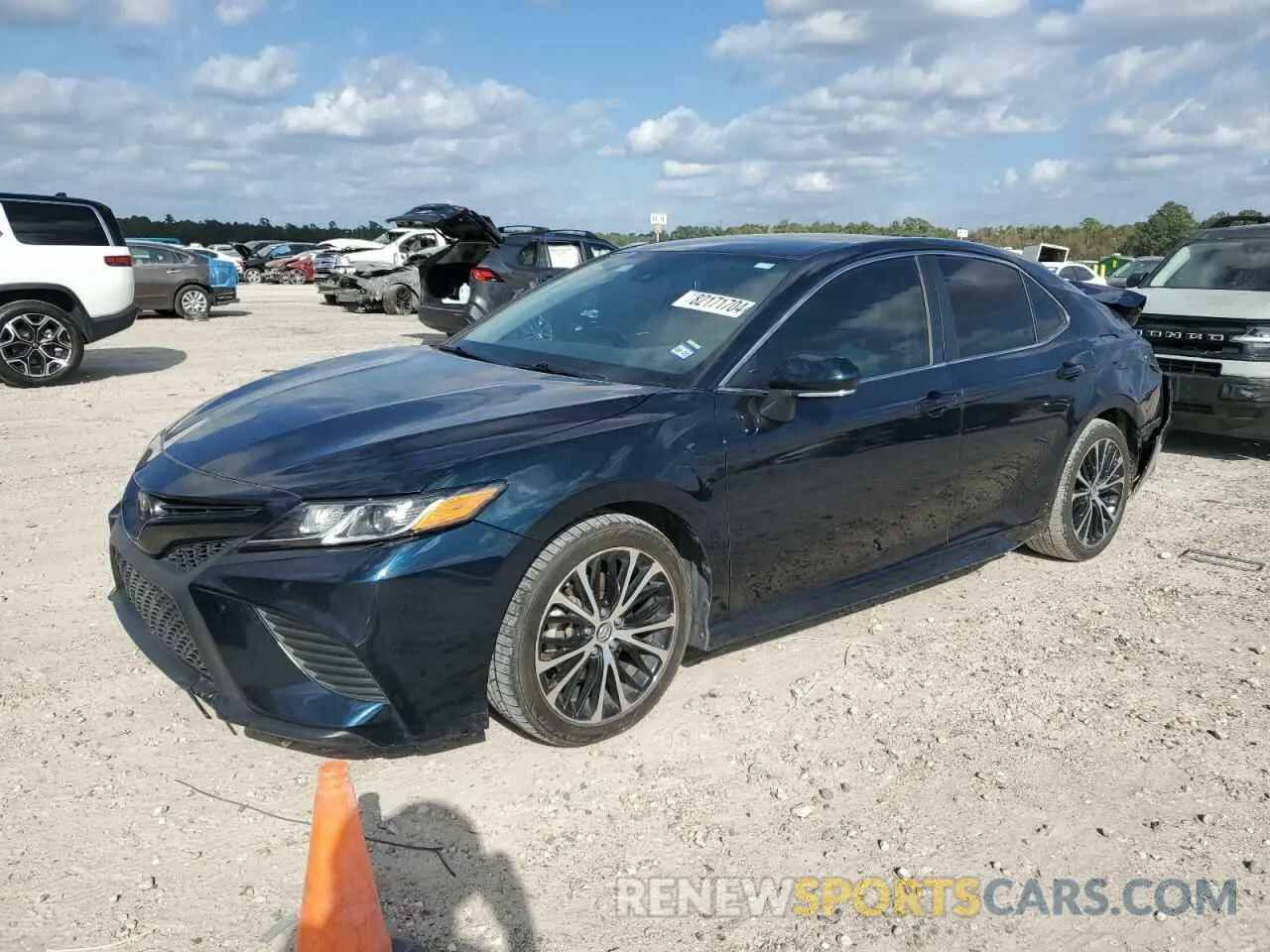 1 fotografías del automóvil dañado 4T1B11HK3KU683627 TOYOTA CAMRY 2019