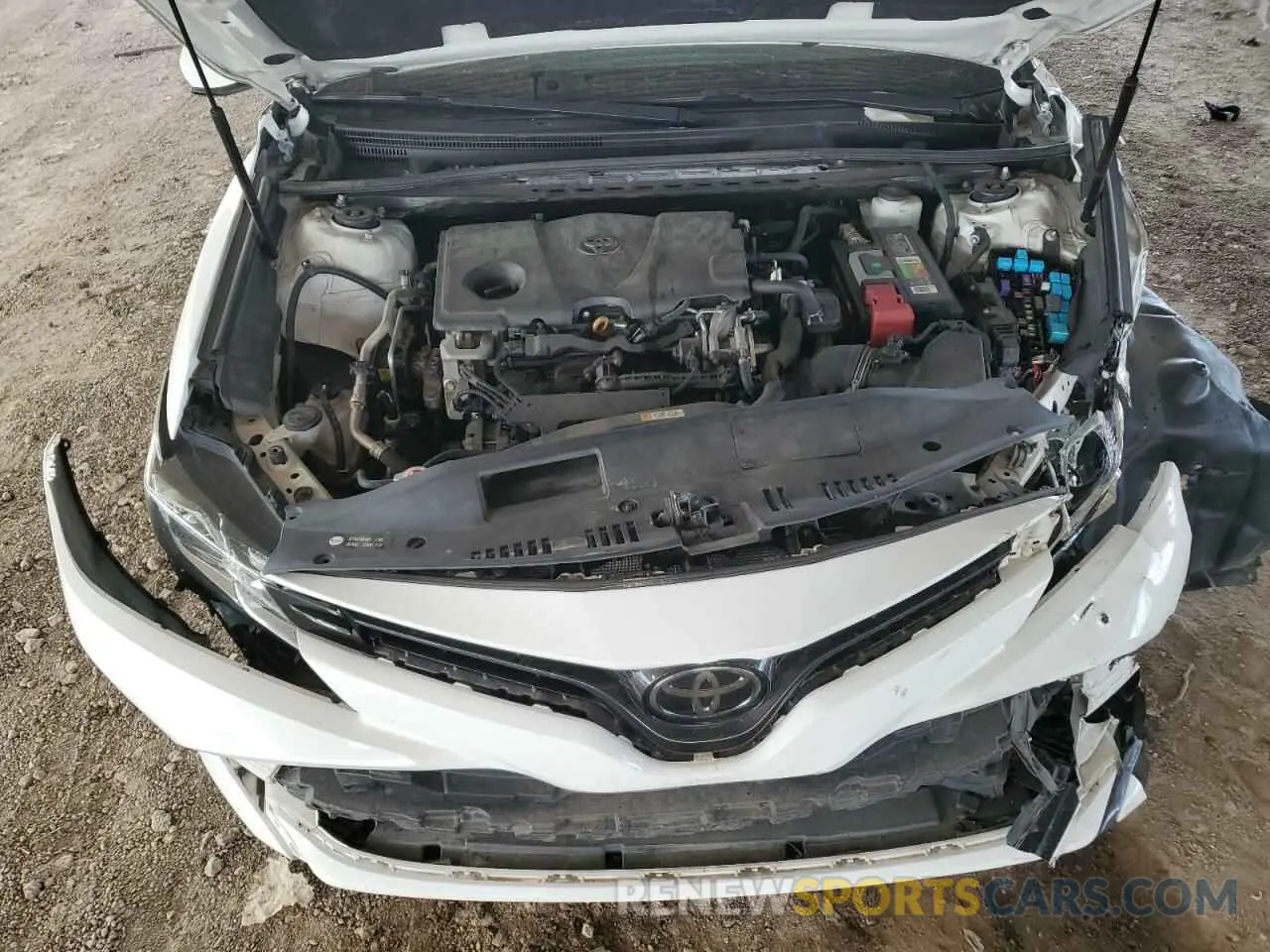 11 fotografías del automóvil dañado 4T1B11HK3KU684129 TOYOTA CAMRY 2019