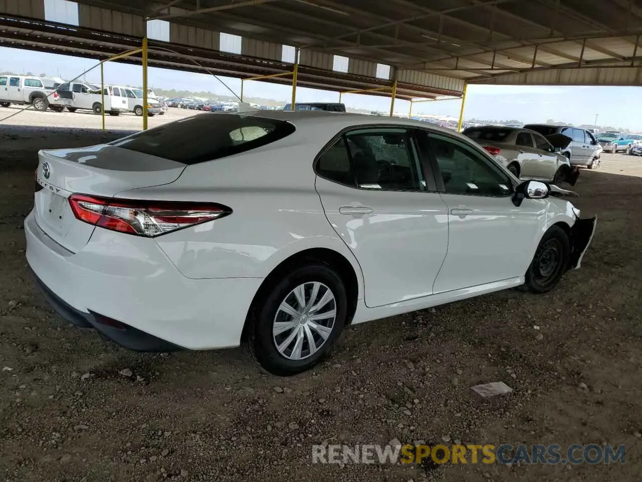 3 fotografías del automóvil dañado 4T1B11HK3KU684129 TOYOTA CAMRY 2019