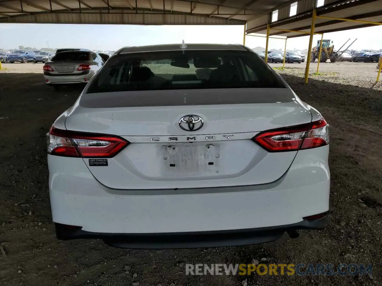 6 fotografías del automóvil dañado 4T1B11HK3KU684129 TOYOTA CAMRY 2019