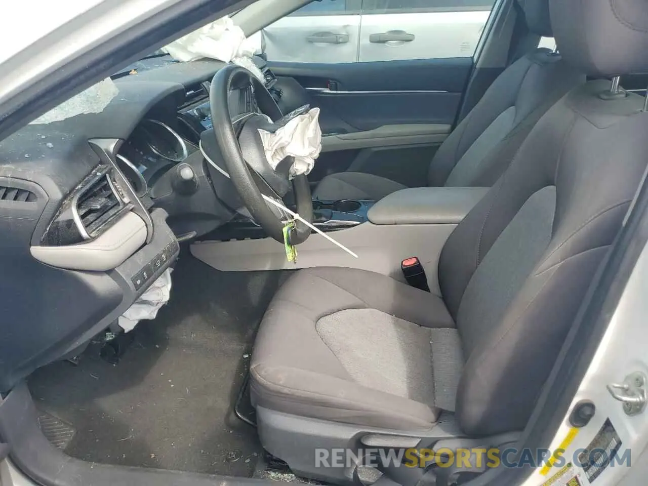 7 fotografías del automóvil dañado 4T1B11HK3KU684129 TOYOTA CAMRY 2019