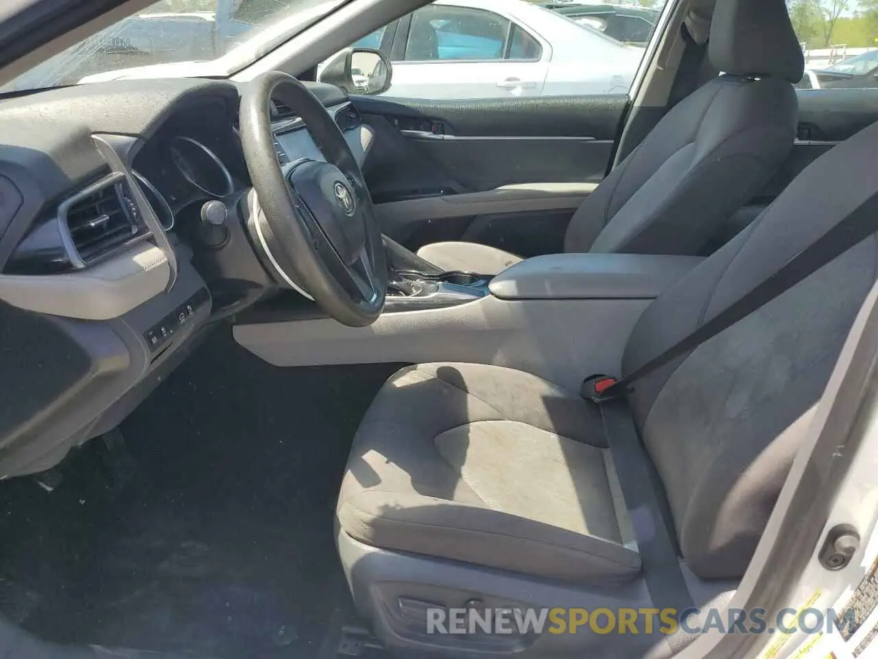 7 fotografías del automóvil dañado 4T1B11HK3KU687581 TOYOTA CAMRY 2019