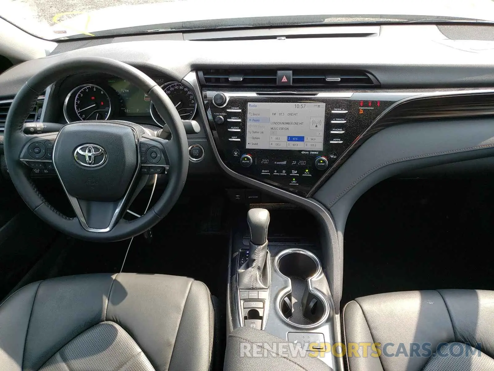 9 fotografías del automóvil dañado 4T1B11HK3KU693140 TOYOTA CAMRY 2019