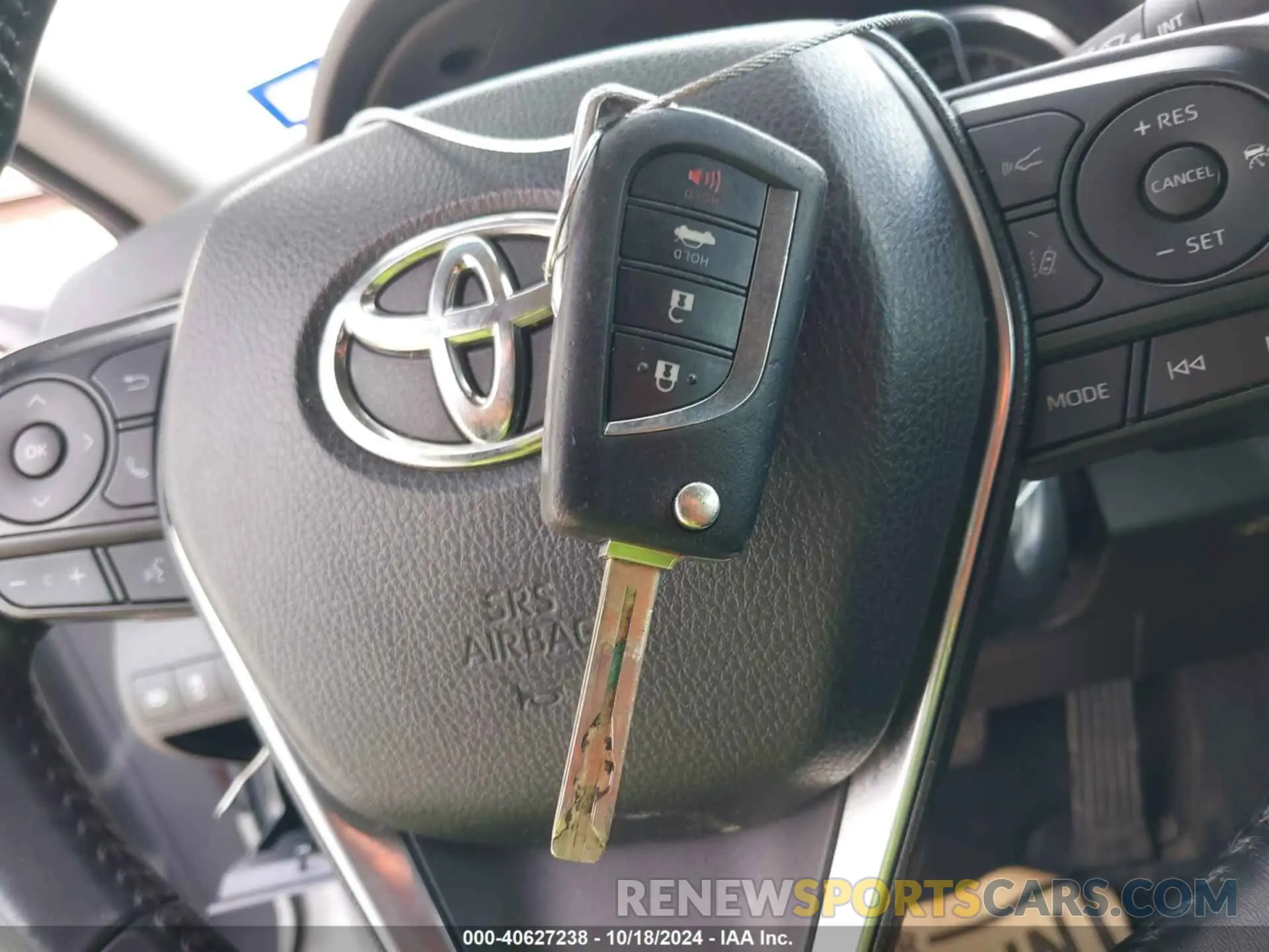11 fotografías del automóvil dañado 4T1B11HK3KU695728 TOYOTA CAMRY 2019